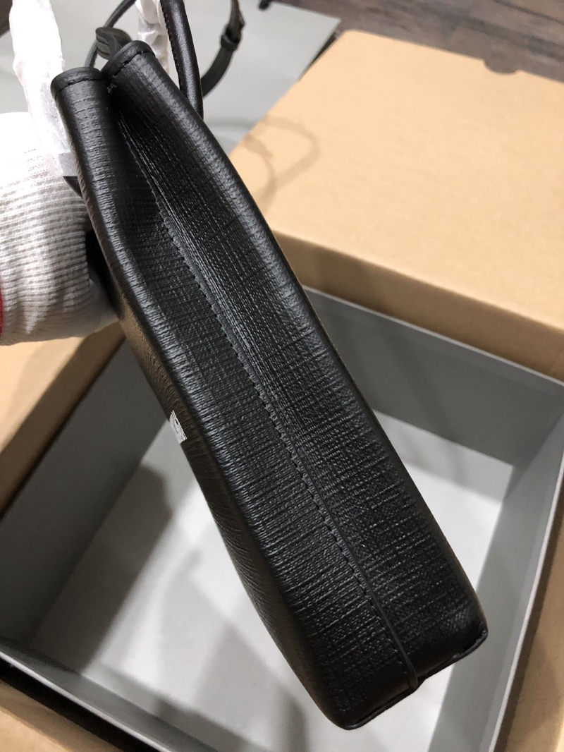 Ba1en*iaga shopping bags